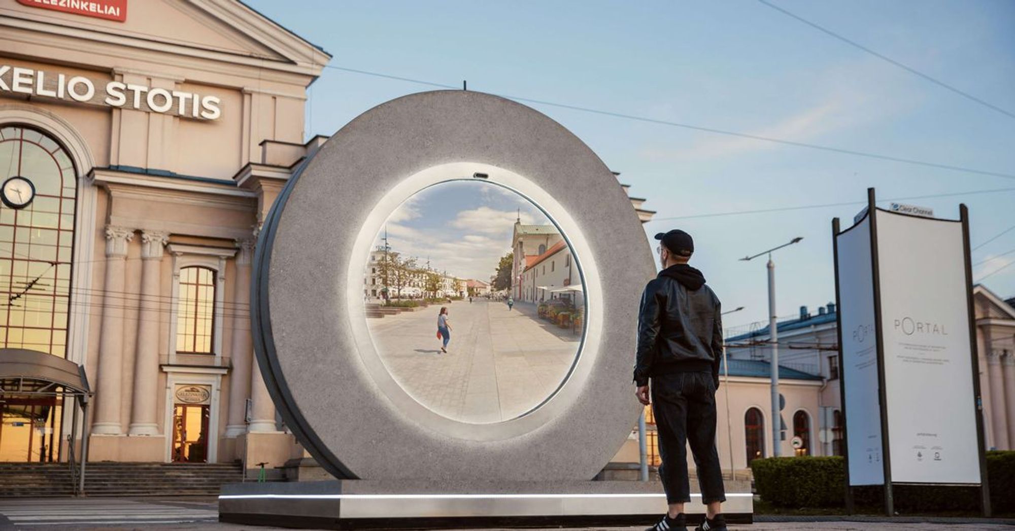 Vilnius, Lithuania built a 'portal' to another city to help keep people connected