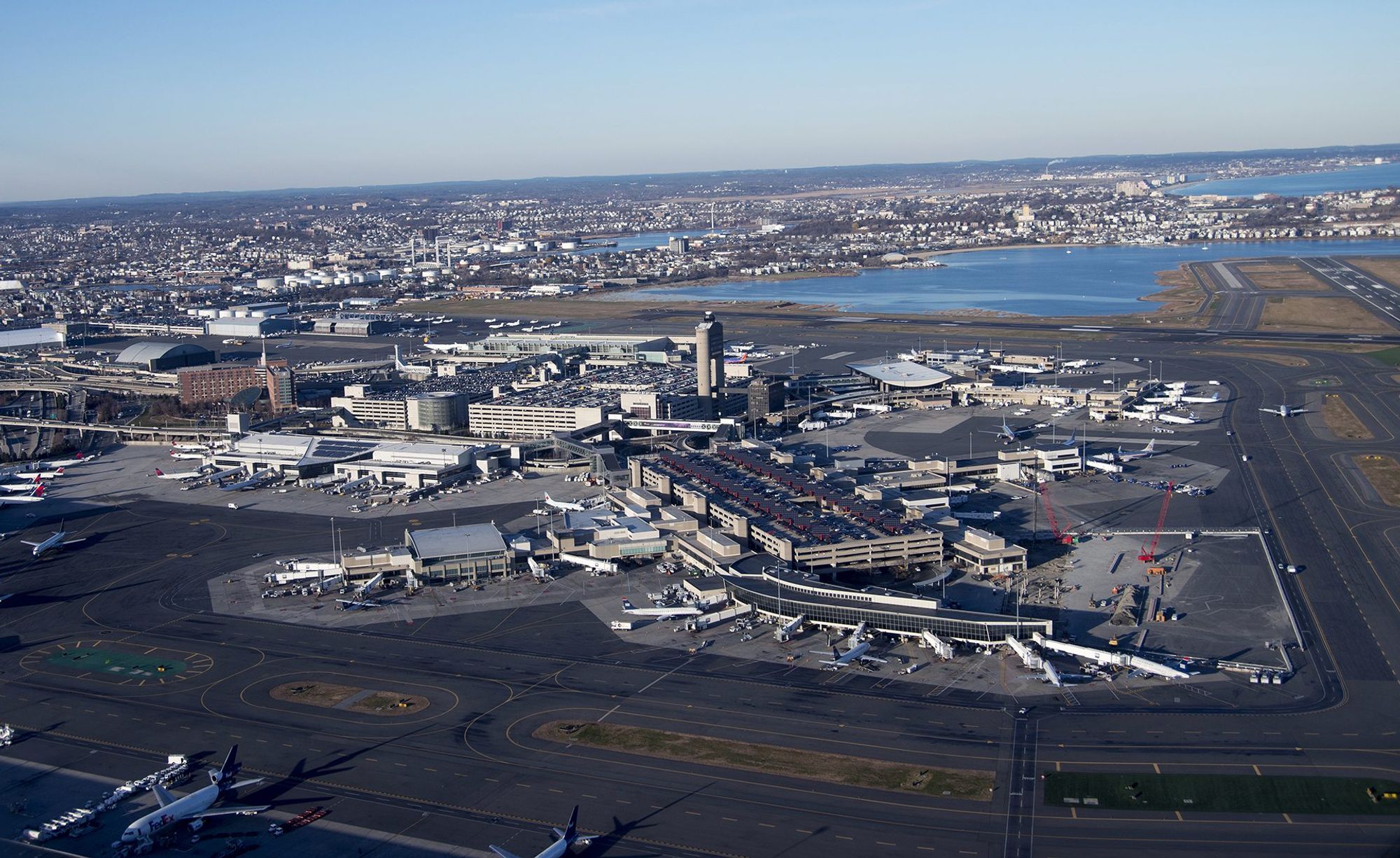 Boston Logan International Airport (BOS) (बोस्टन) (Hindi)