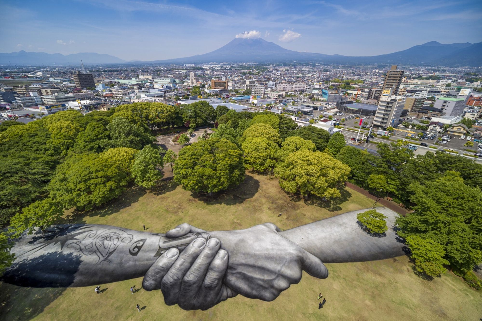 Saype - Mont Fuji Japon, 2023 https://www.saype-artiste.com/japan-2023