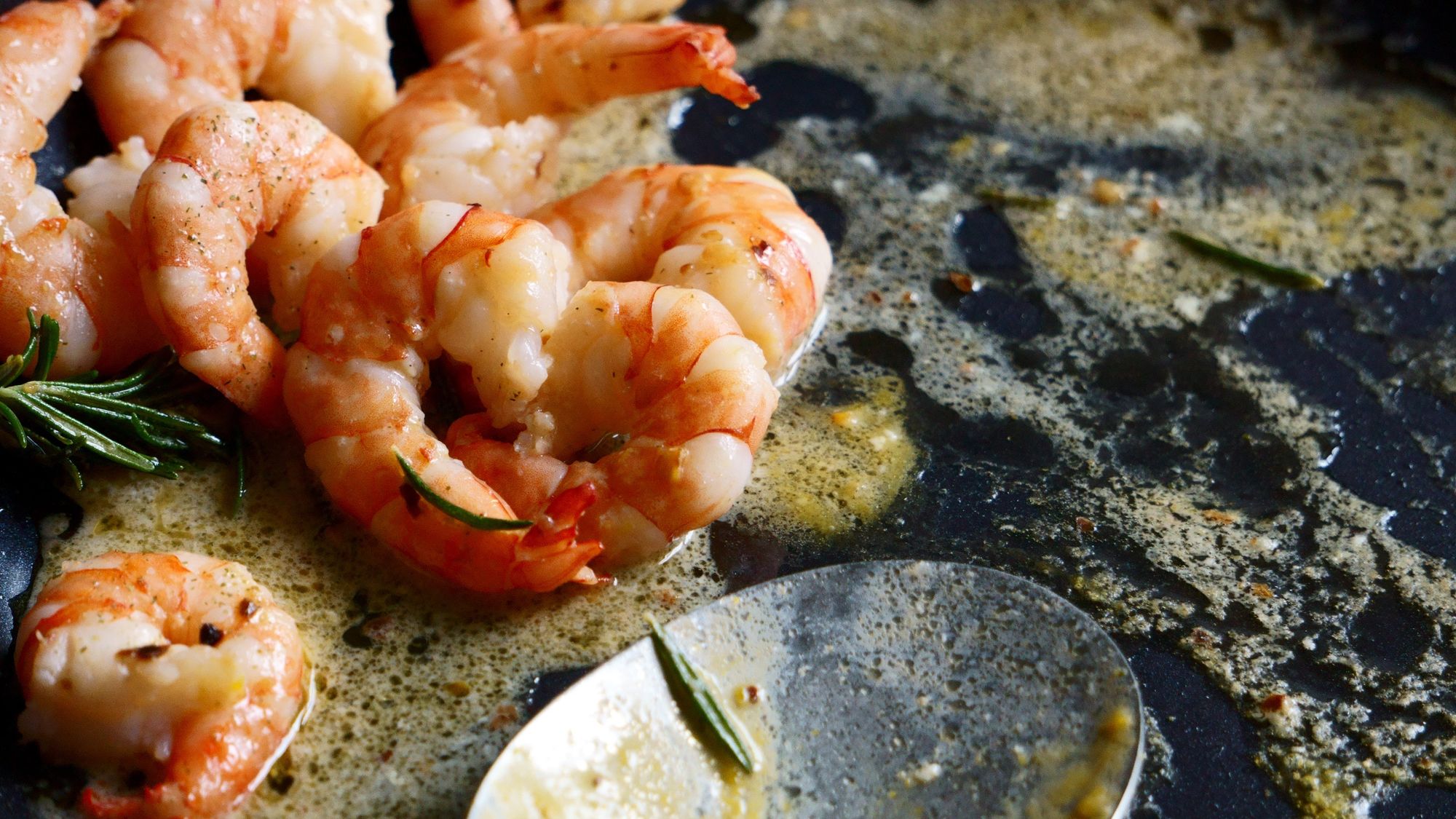 Nanoparticles from shrimp shells make cement stronger - Big Think