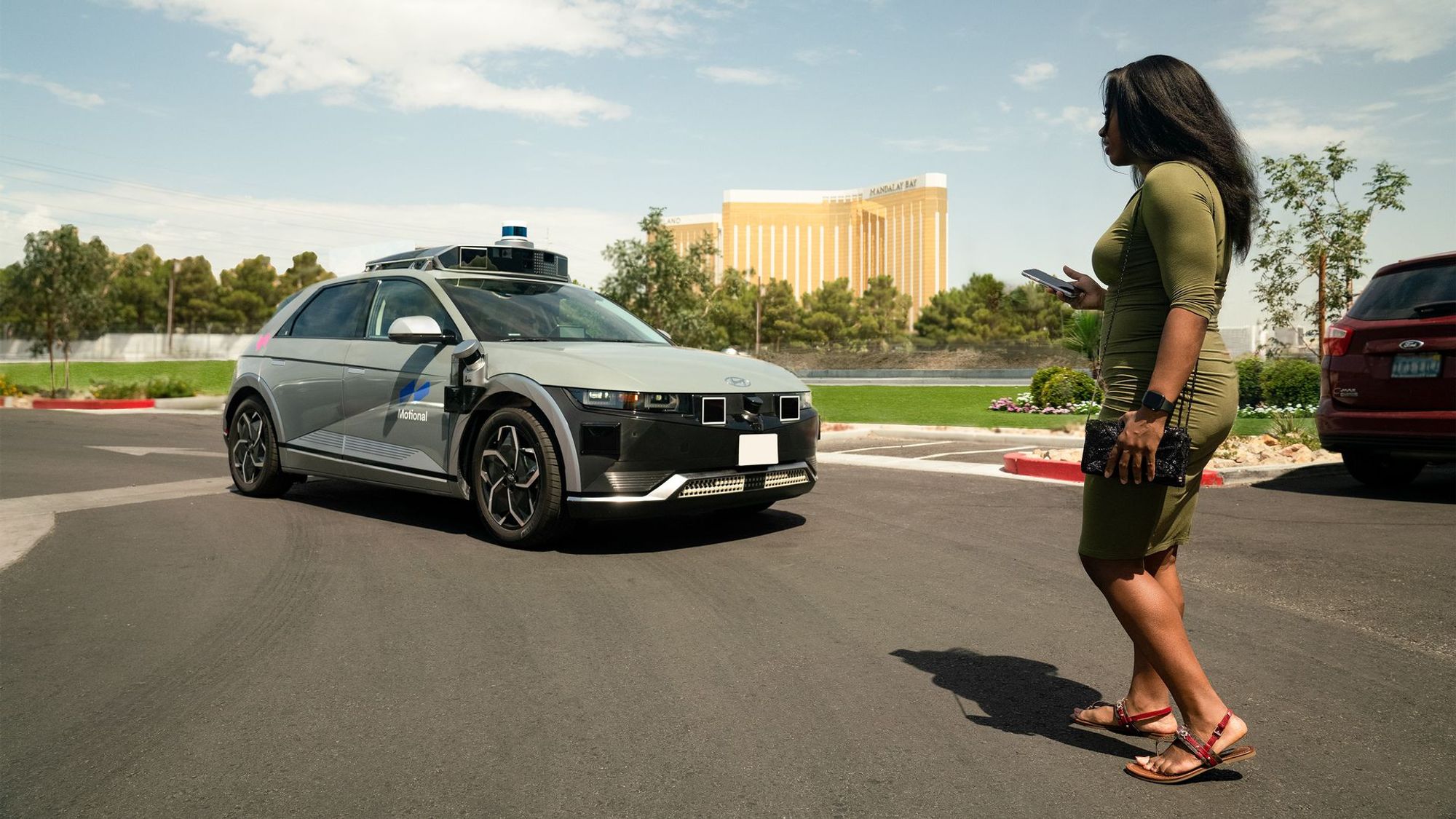 In Las Vegas, your Lyft driver could soon be a robot