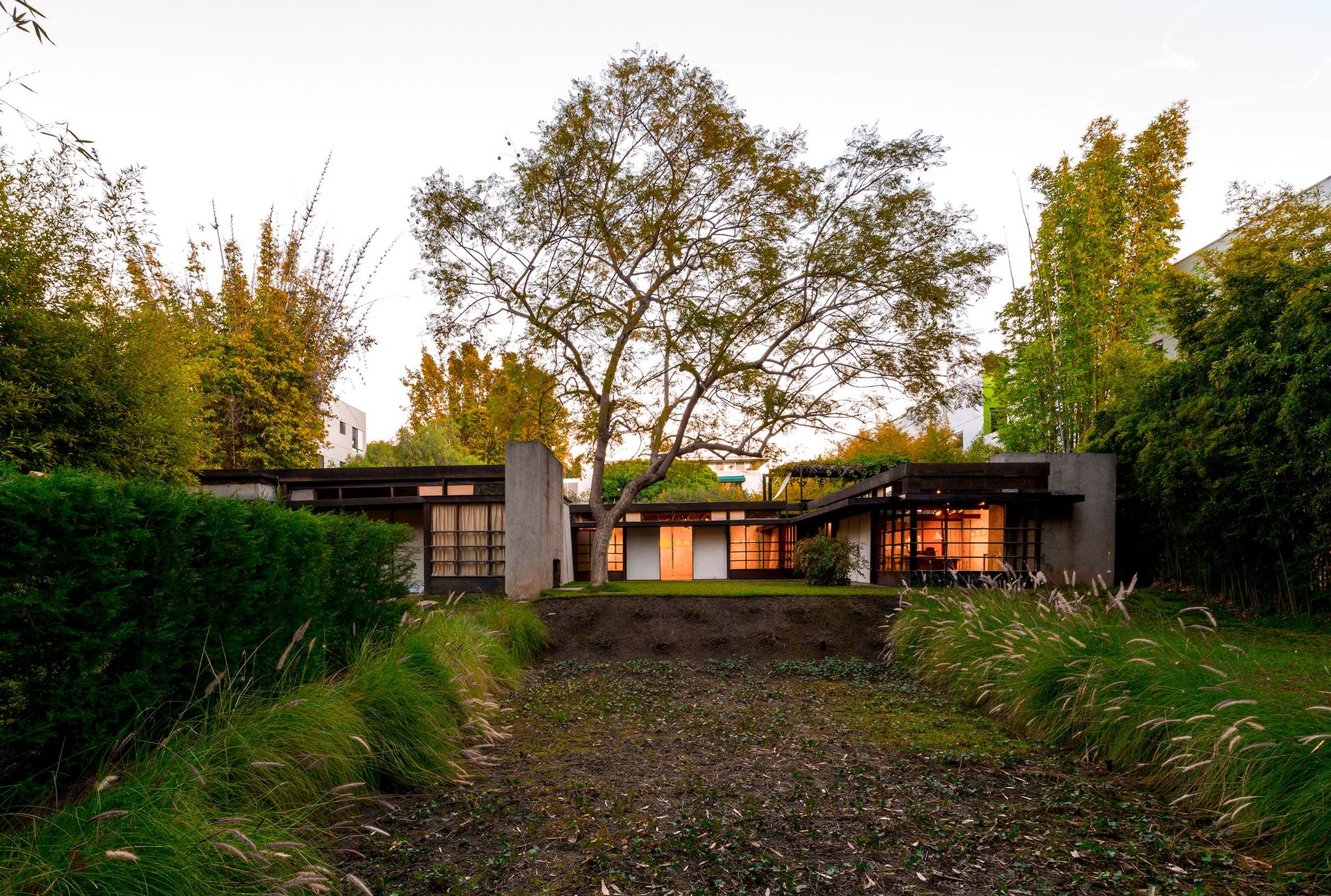 Celebrating the Centennial of (Arguably) the World’s First Modern House, in West Hollywood