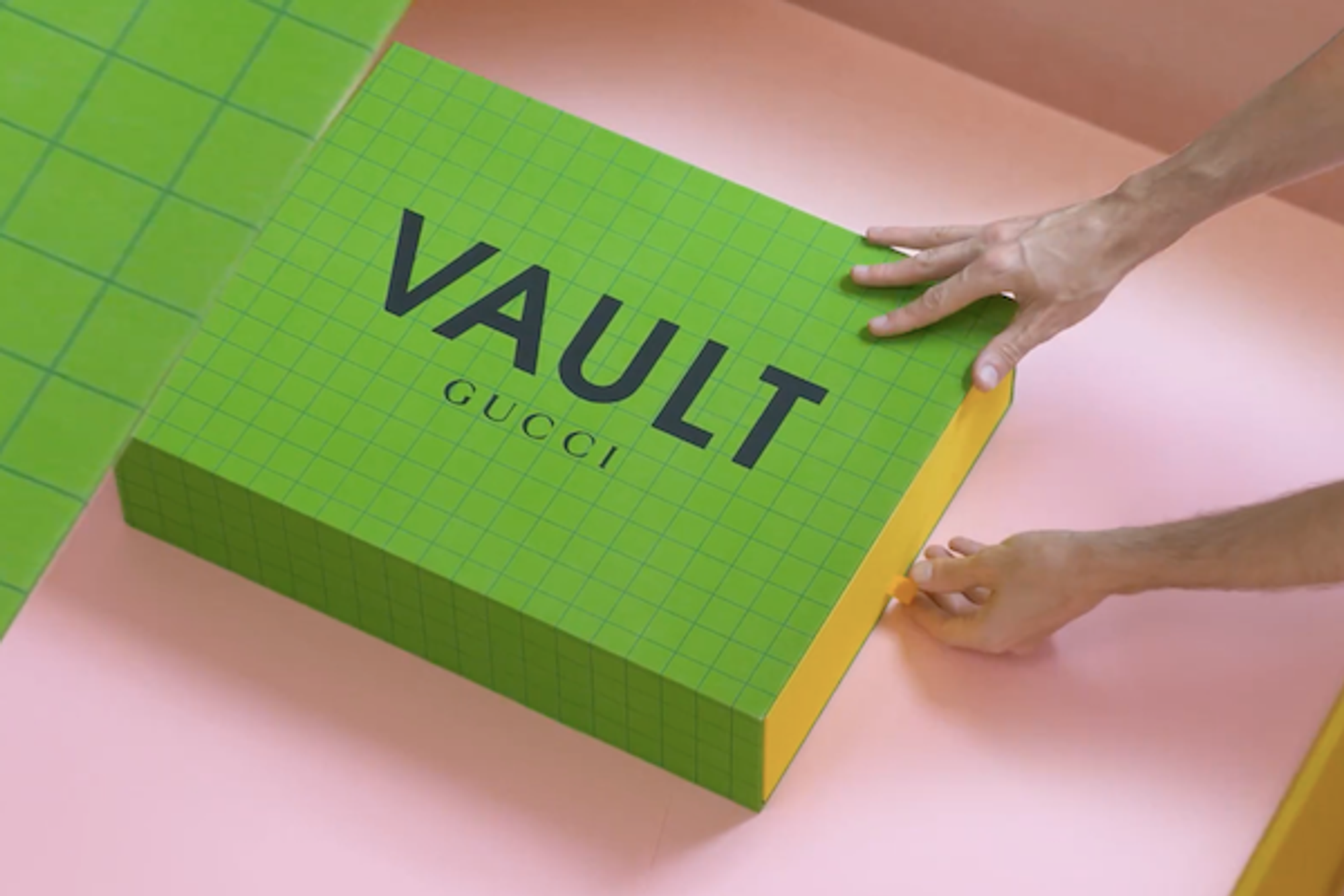 Gucci Opens ‘Vault’, A Concept Store In Metaverse That Sells ‘Supergucci’ NFTs - DesignTAXI.com