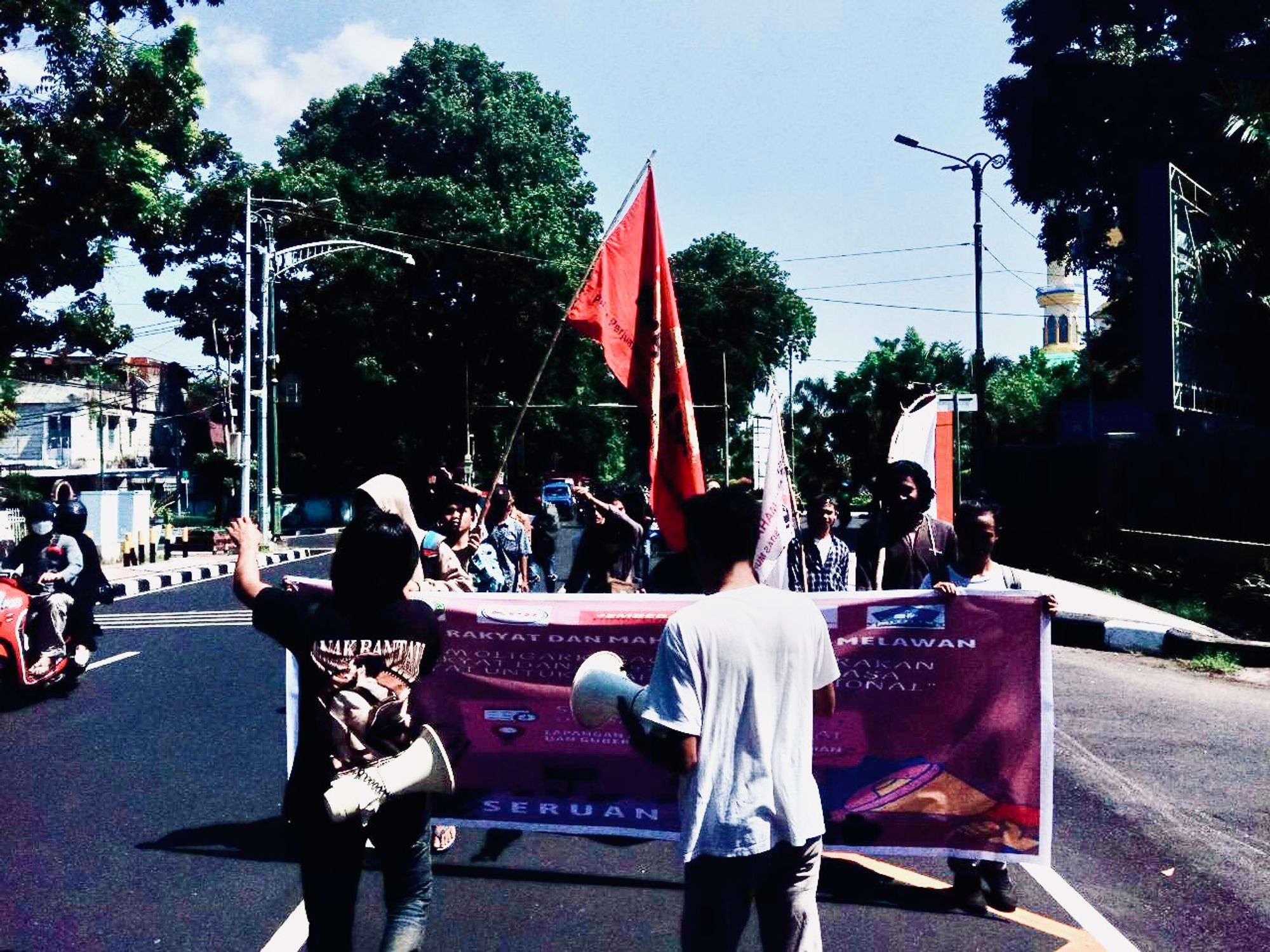 Dokumentasi Aliansi Rakyat dan Mahasiswa Nusa Tenggara Barat (ARM-NTB) Melawan